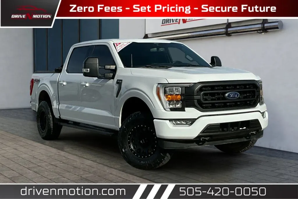 White 2021 Ford F-150 SuperCrew Cab XLT Pickup 4D 5 1/2 ft for sale in Rio Rancho, NM