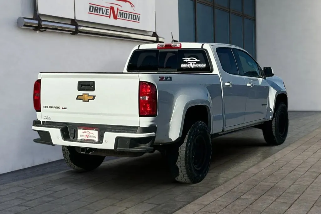 Another view of 2019 Chevrolet Colorado Crew Cab Z71 Pickup 4D 6 ft for sale in Rio Rancho, NM at Drive N-Motion Rio Rancho