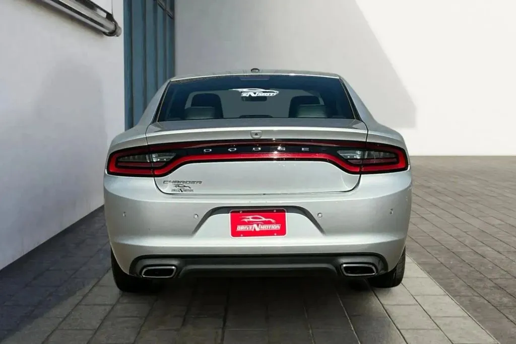 More photos of 2021 Dodge Charger SXT Sedan 4D at Drive N-Motion Rio Rancho, NM