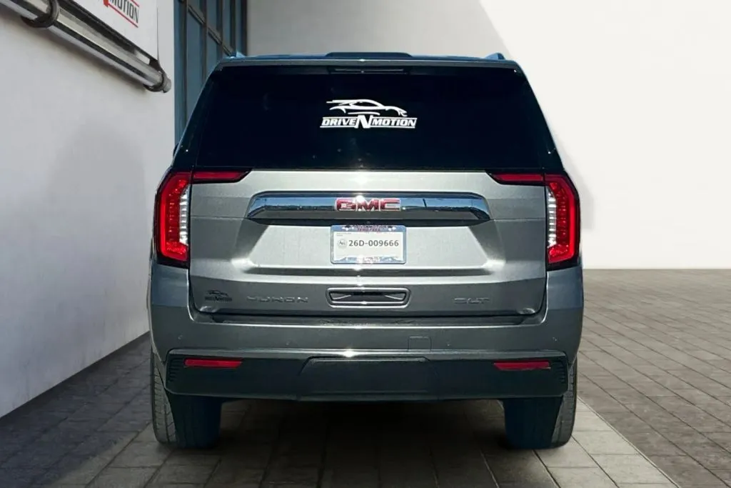 More photos of 2021 GMC Yukon SLT Sport Utility 4D at Drive N-Motion Rio Rancho, NM