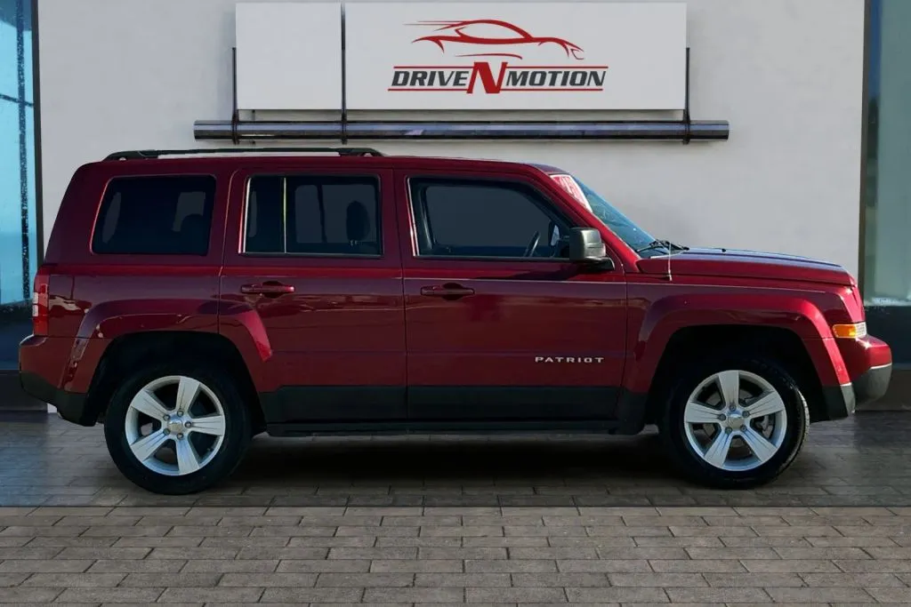 Another view of 2017 Jeep Patriot Latitude Sport Utility 4D for sale in Rio Rancho, NM at Drive N-Motion Rio Rancho
