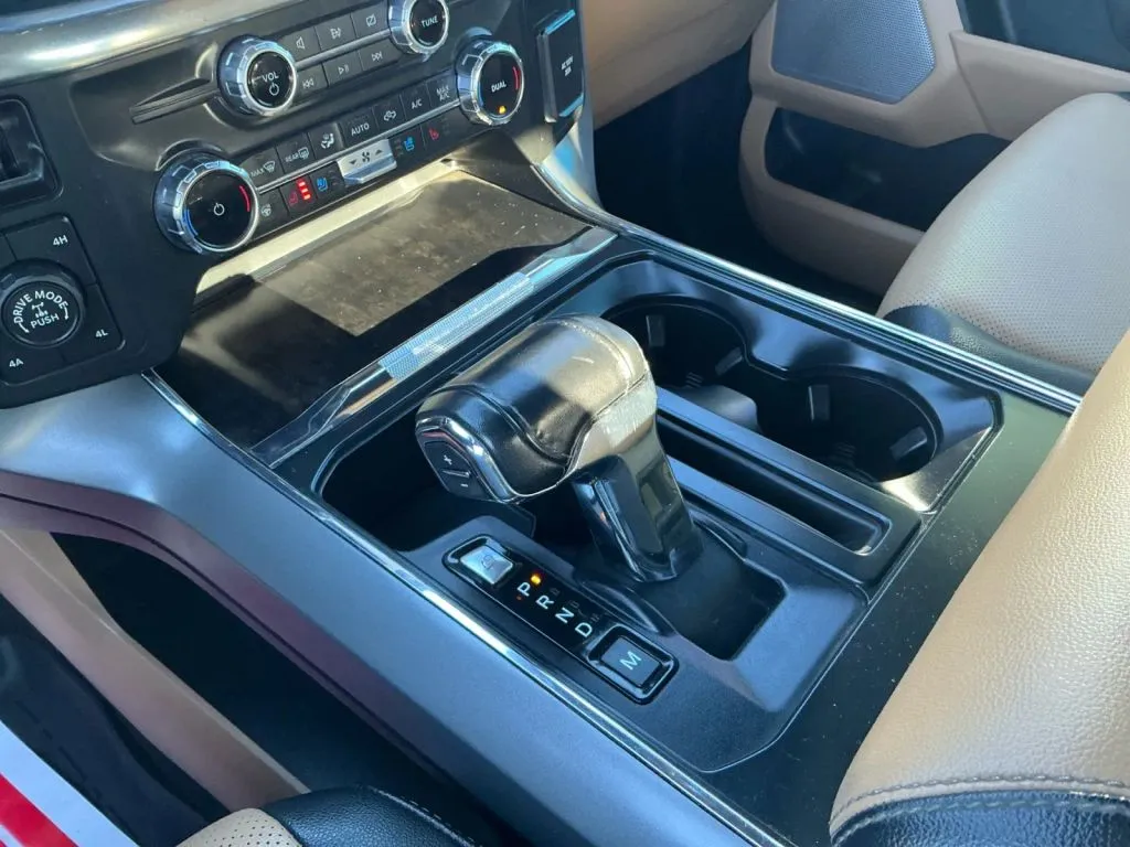 2022 Ford F-150 Lariat - Photo 33