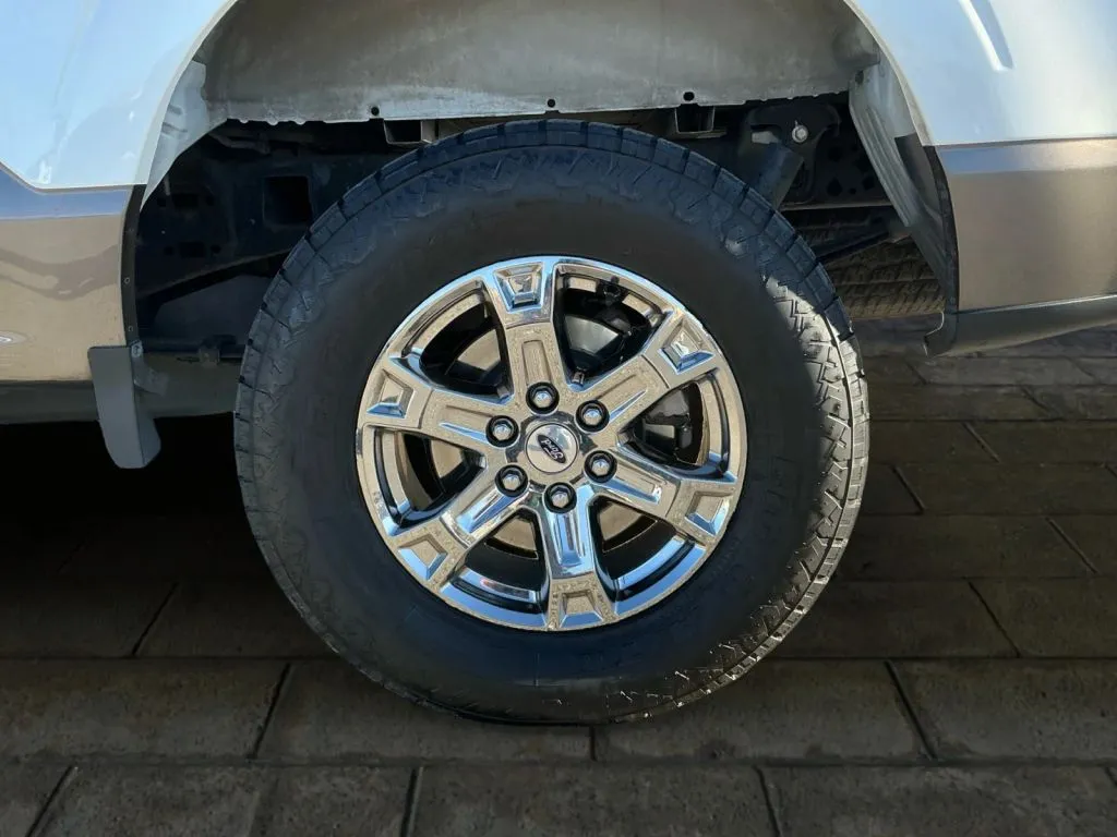 2022 Ford F-150 Lariat - Photo 18