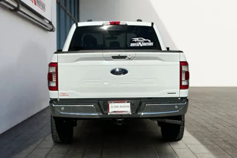 More photos of 2021 Ford F-150 SuperCrew Cab Lariat Pickup 4D 5 1/2 ft at Drive N-Motion Rio Rancho, NM