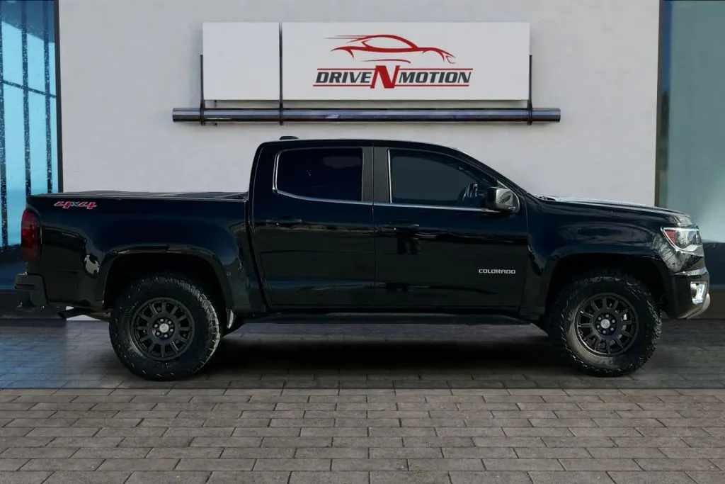 Another view of 2019 Chevrolet Colorado Crew Cab LT Pickup 4D 5 ft for sale in Rio Rancho, NM at Drive N-Motion Rio Rancho