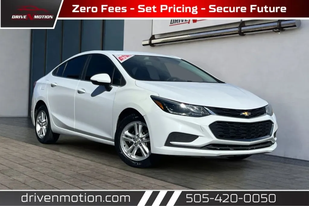 White 2018 Chevrolet Cruze LT Sedan 4D for sale in Rio Rancho, NM