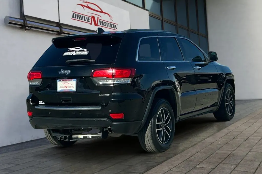 More photos of 2020 Jeep Grand Cherokee Limited Sport Utility 4D at Drive N-Motion Rio Rancho, NM