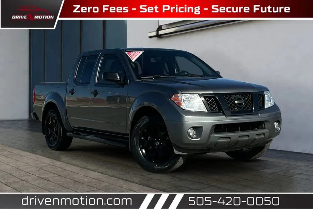 Gray 2020 Nissan Frontier Crew Cab SV Pickup 4D 5 ft for sale in Rio Rancho, NM
