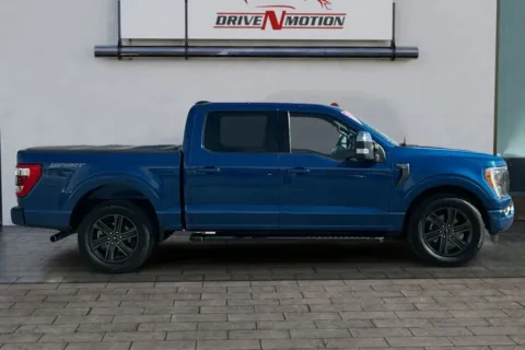 Another view of 2022 Ford F-150 SuperCrew Cab Lariat Pickup 4D 5 1/2 ft for sale in Rio Rancho, NM at Drive N-Motion Rio Rancho