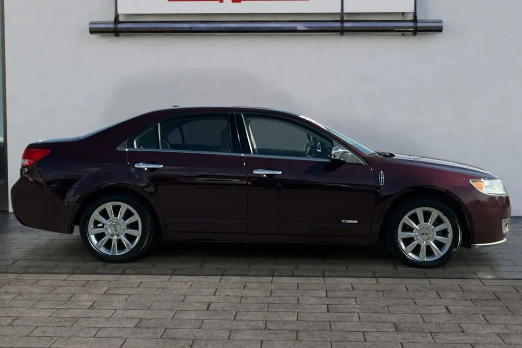 Another view of 2012 Lincoln MKZ Hybrid Sedan 4D for sale in Rio Rancho, NM at Drive N-Motion Rio Rancho
