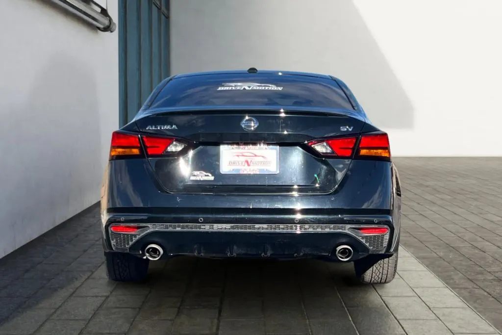 More photos of 2019 Nissan Altima 2.5 SV Sedan 4D at Drive N-Motion Rio Rancho, NM