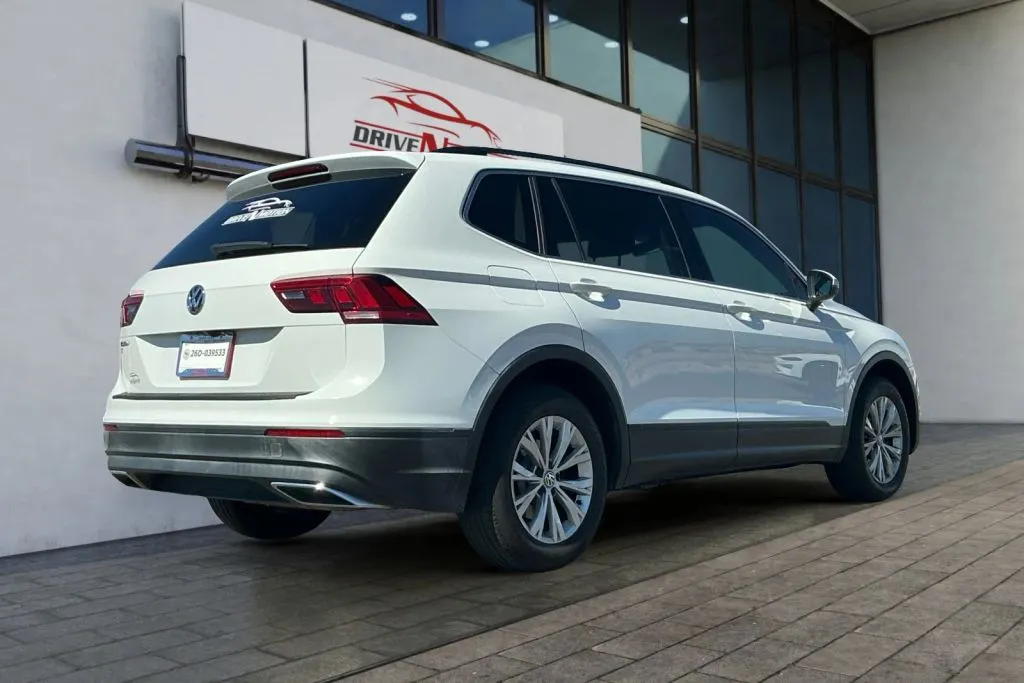 More photos of 2019 Volkswagen Tiguan 2.0T SE Sport Utility 4D at Drive N-Motion Rio Rancho, NM