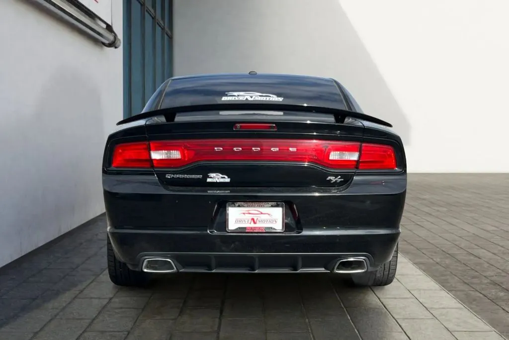More photos of 2014 Dodge Charger R/T Plus Sedan 4D at Drive N-Motion Rio Rancho, NM