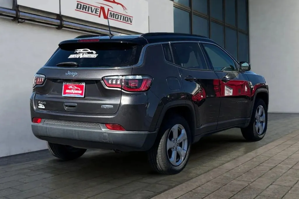 More photos of 2018 Jeep Compass Latitude Sport Utility 4D at Drive N-Motion Rio Rancho, NM