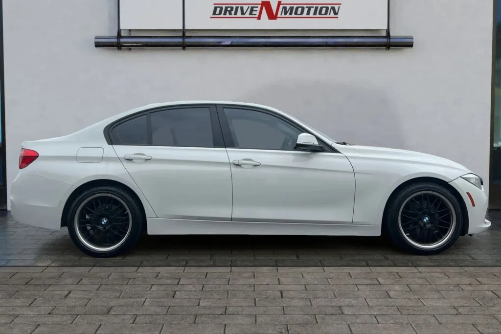 Another view of 2017 BMW 3 Series 320i Sedan 4D for sale in Rio Rancho, NM at Drive N-Motion Rio Rancho