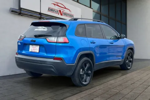 More photos of 2020 Jeep Cherokee Altitude Sport Utility 4D at Drive N-Motion Rio Rancho, NM