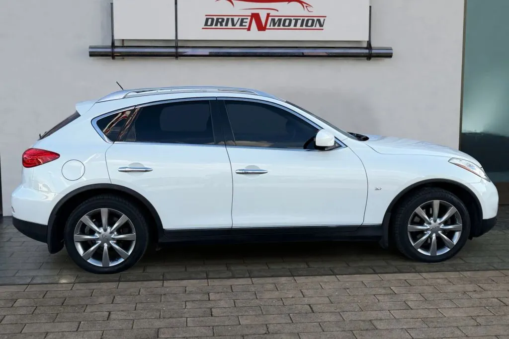 Another view of 2015 INFINITI QX50 Journey Sport Utility 4D for sale in Rio Rancho, NM at Drive N-Motion Rio Rancho