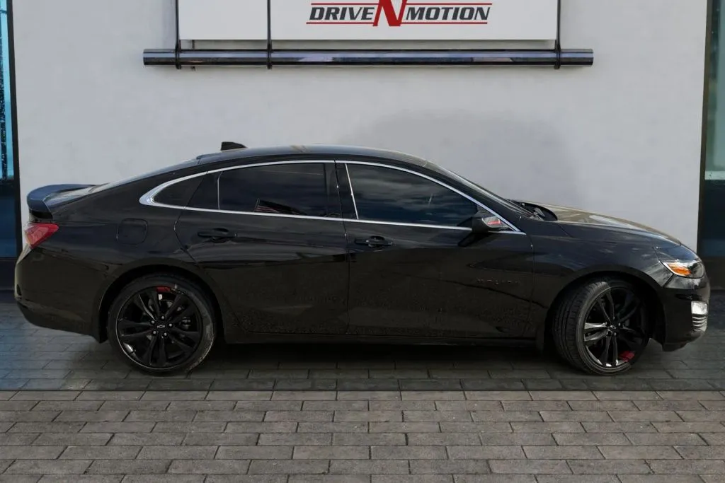 Another view of 2022 Chevrolet Malibu LT Sedan 4D for sale in Rio Rancho, NM at Drive N-Motion Rio Rancho