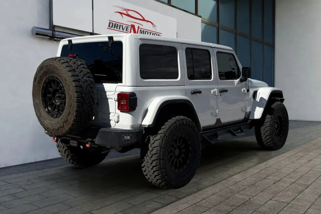 More photos of 2018 Jeep Wrangler Unlimited All New Rubicon Sport Utility 4D at Drive N-Motion Rio Rancho, NM