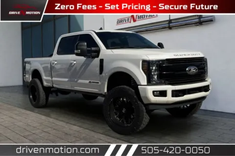 White 2019 Ford F250 Super Duty Crew Cab Lariat Pickup 4D 6 3/4 ft for sale in Rio Rancho, NM