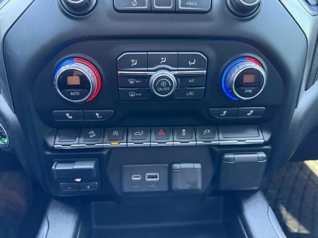 2020 Chevrolet Silverado 1500 LT Trail Boss - Photo 34