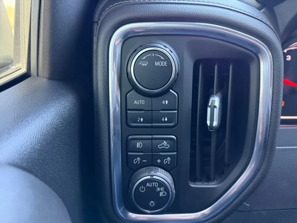 2020 Chevrolet Silverado 1500 LT Trail Boss - Photo 36