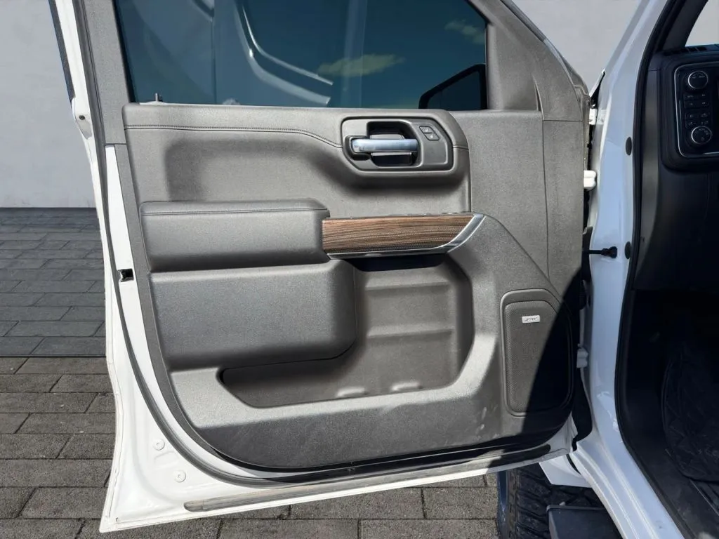 2020 Chevrolet Silverado 1500 LT Trail Boss - Photo 10