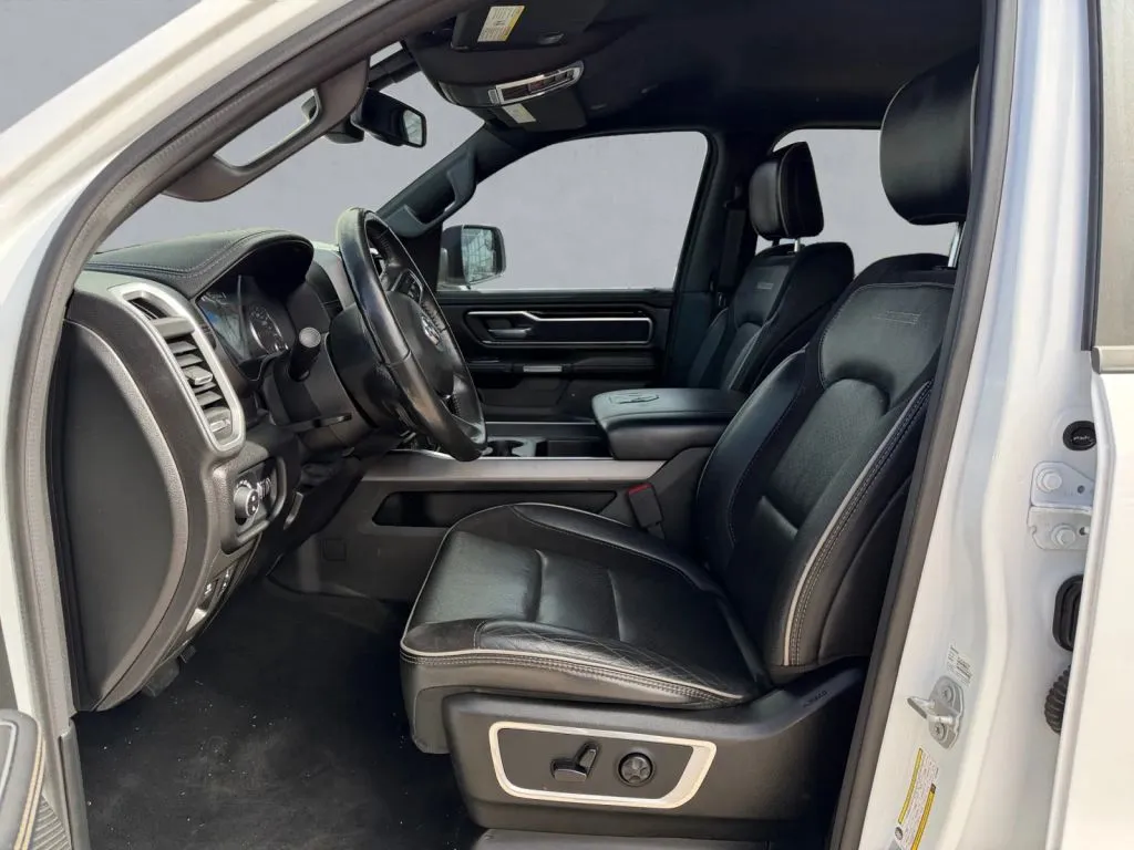 2020 RAM Ram 1500 Pickup Laramie - Photo 12