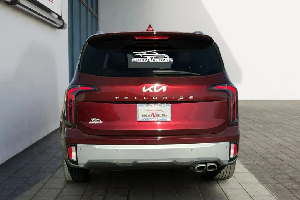Another view of 2023 Kia Telluride SX Sport Utility 4D for sale in Rio Rancho, NM at Drive N-Motion Rio Rancho