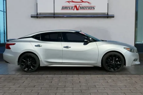 Another view of 2017 Nissan Maxima SR Sedan 4D for sale in Rio Rancho, NM at Drive N-Motion Rio Rancho