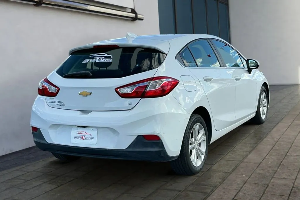 More photos of 2019 Chevrolet Cruze LT Hatchback 4D at Drive N-Motion Rio Rancho, NM