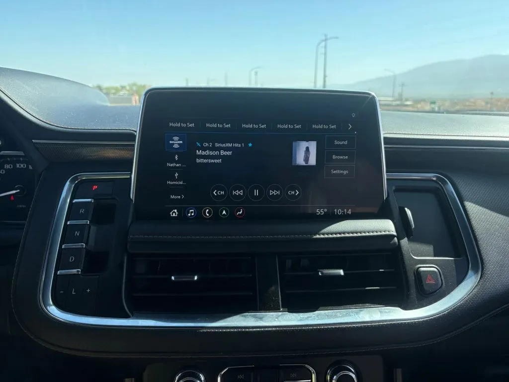 2021 GMC Yukon AT4 - Photo 22