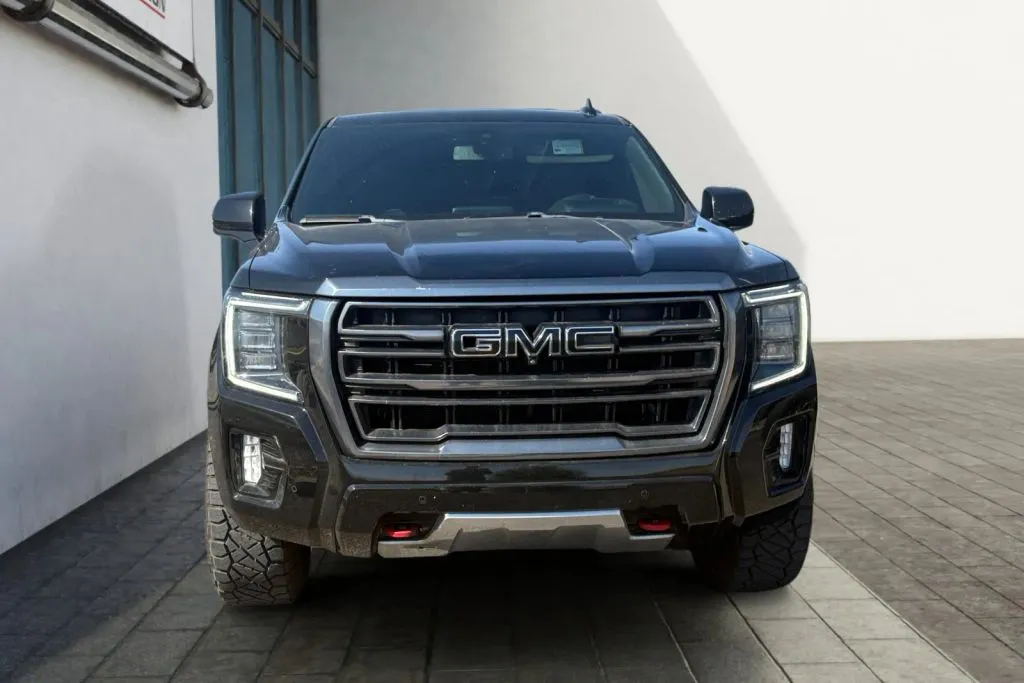 2021 GMC Yukon AT4 - Photo 9
