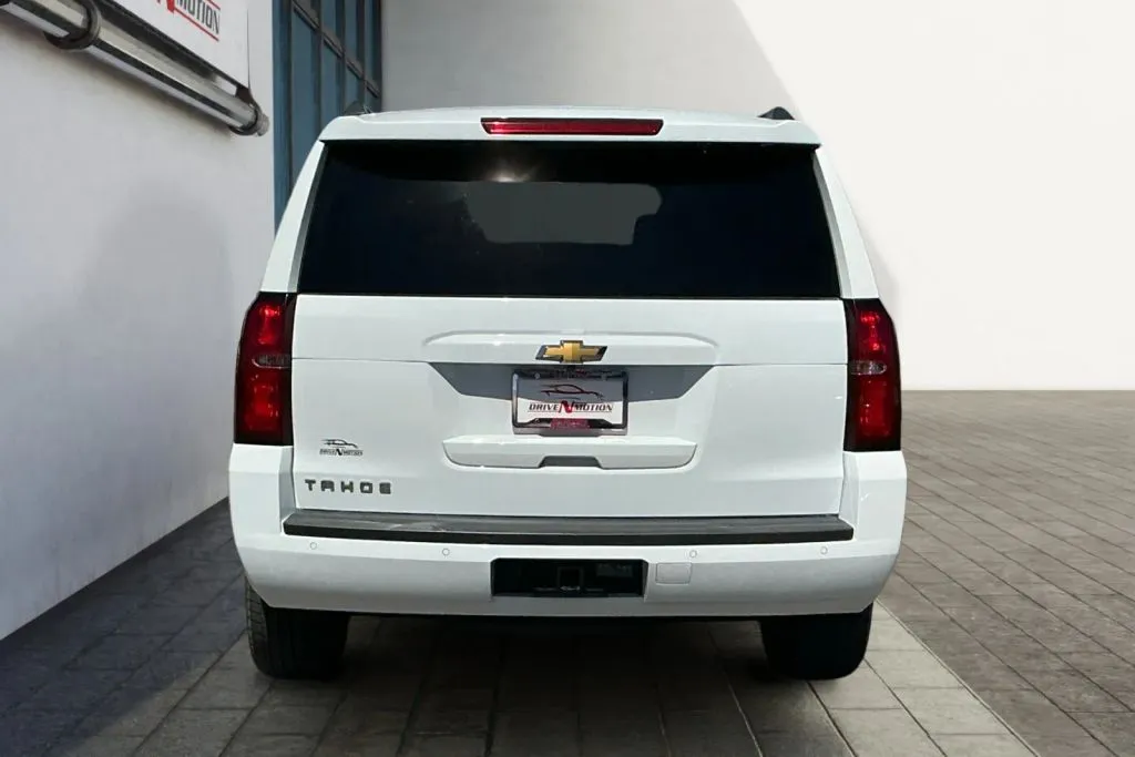 More photos of 2019 Chevrolet Tahoe LS Sport Utility 4D at Drive N-Motion Rio Rancho, NM