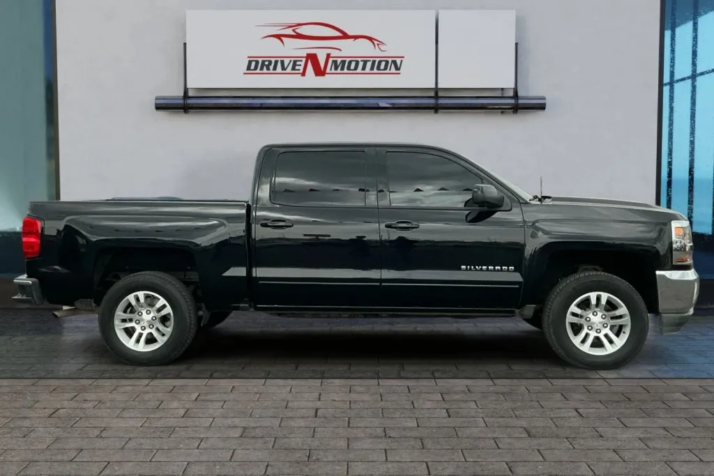 Another view of 2018 Chevrolet Silverado 1500 Crew Cab LT Pickup 4D 5 3/4 ft for sale in Rio Rancho, NM at Drive N-Motion Rio Rancho