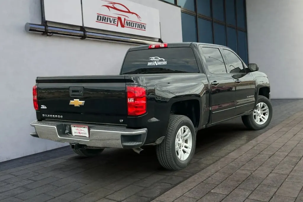 More photos of 2018 Chevrolet Silverado 1500 Crew Cab LT Pickup 4D 5 3/4 ft at Drive N-Motion Rio Rancho, NM