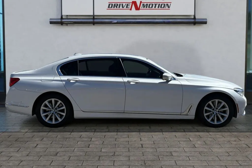 More photos of 2018 BMW 7 Series 750i Sedan 4D at Drive N-Motion Rio Rancho, NM