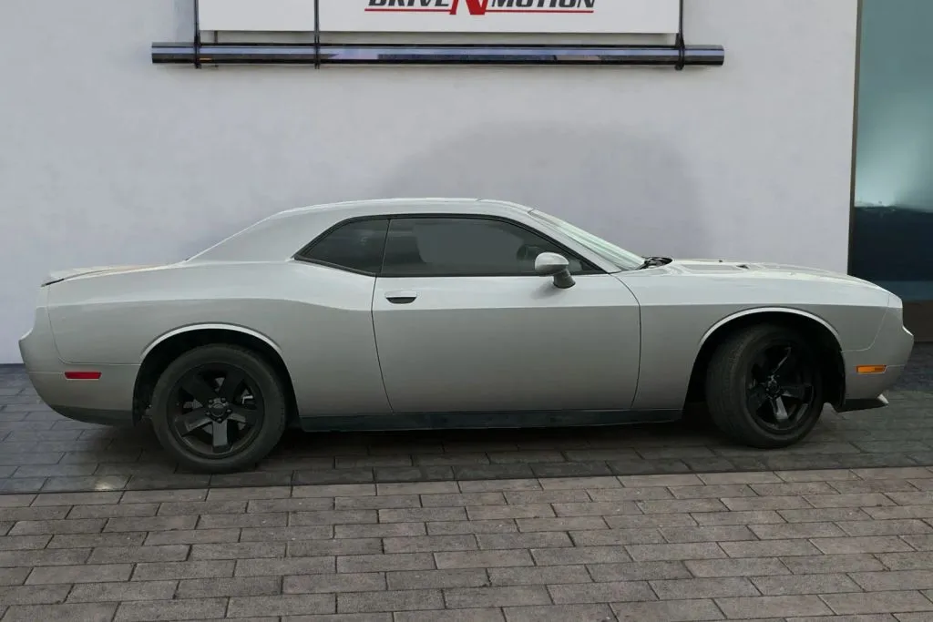 Another view of 2014 Dodge Challenger SXT Coupe 2D for sale in Rio Rancho, NM at Drive N-Motion Rio Rancho