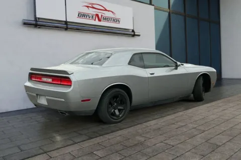 More photos of 2014 Dodge Challenger SXT Coupe 2D at Drive N-Motion Rio Rancho, NM