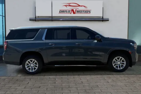 Another view of 2021 Chevrolet Suburban LT Sport Utility 4D for sale in Rio Rancho, NM at Drive N-Motion Rio Rancho