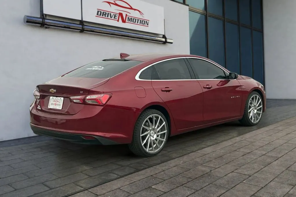 More photos of 2019 Chevrolet Malibu LT Sedan 4D at Drive N-Motion Rio Rancho, NM