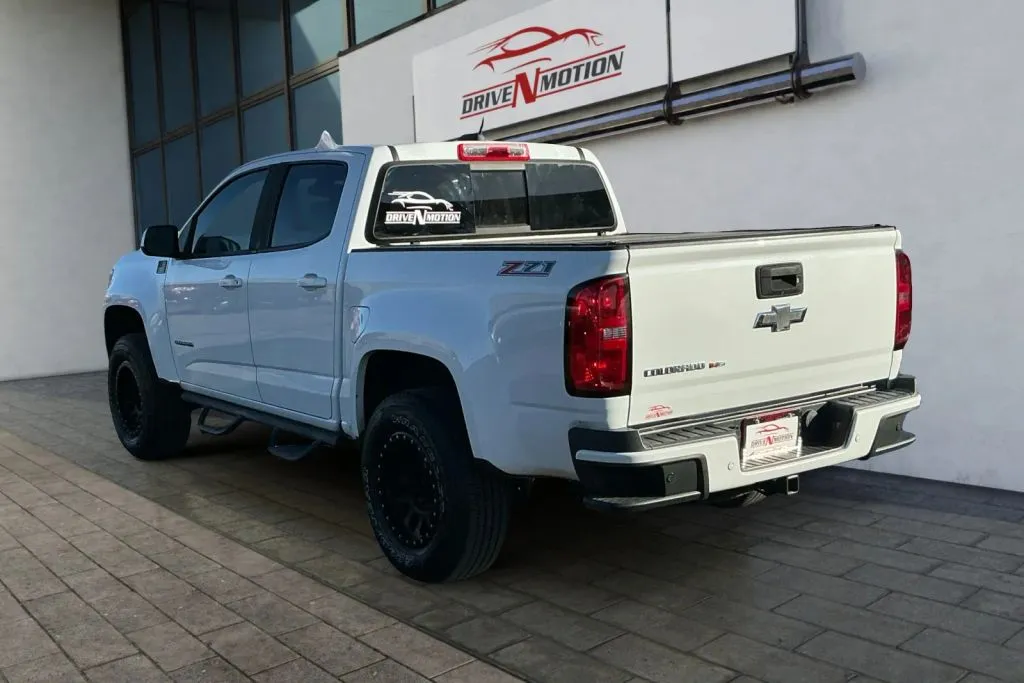 More photos of 2019 Chevrolet Colorado Crew Cab Z71 Pickup 4D 5 ft at Drive N-Motion Rio Rancho, NM
