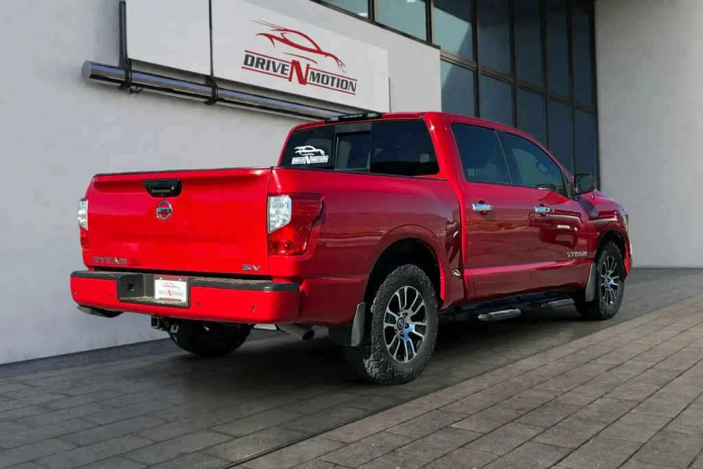 More photos of 2021 Nissan Titan Crew Cab SV Pickup 4D 5 1/2 ft at Drive N-Motion Rio Rancho, NM