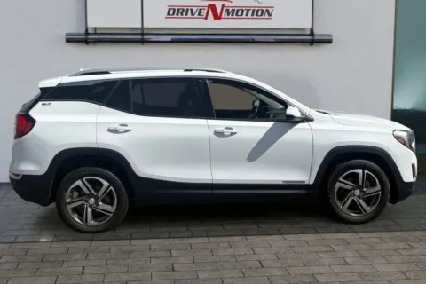 Another view of 2020 GMC Terrain SLT Sport Utility 4D for sale in Rio Rancho, NM at Drive N-Motion Rio Rancho