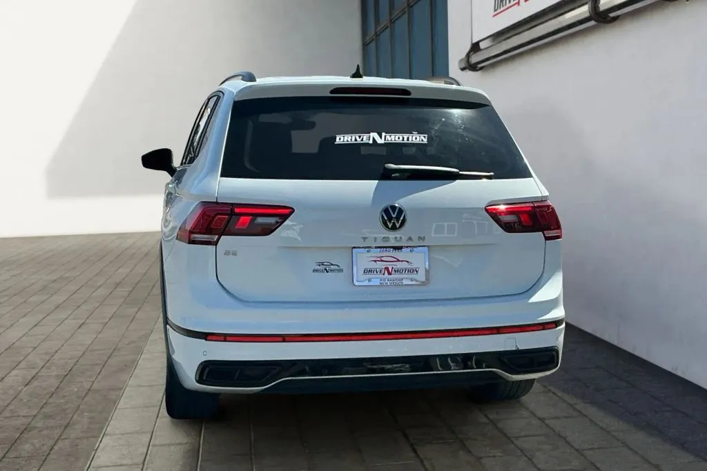 More photos of 2022 Volkswagen Tiguan SE R-Line Black Sport Utility 4D at Drive N-Motion Rio Rancho, NM
