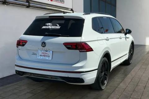 More photos of 2022 Volkswagen Tiguan SE R-Line Black Sport Utility 4D at Drive N-Motion Rio Rancho, NM