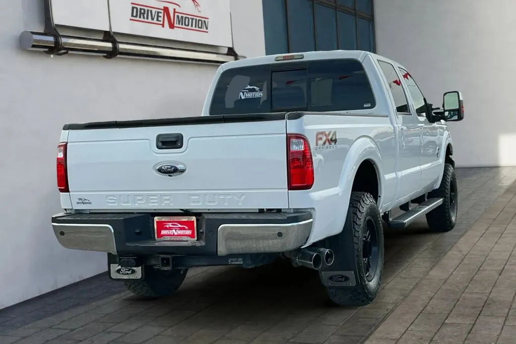 More photos of 2016 Ford F350 Super Duty Crew Cab Lariat Pickup 4D 6 3/4 ft at Drive N-Motion Rio Rancho, NM