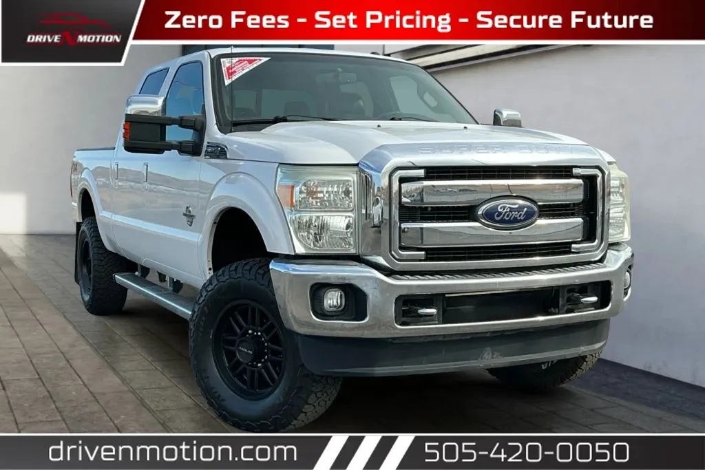White 2016 Ford F350 Super Duty Crew Cab Lariat Pickup 4D 6 3/4 ft for sale in Rio Rancho, NM