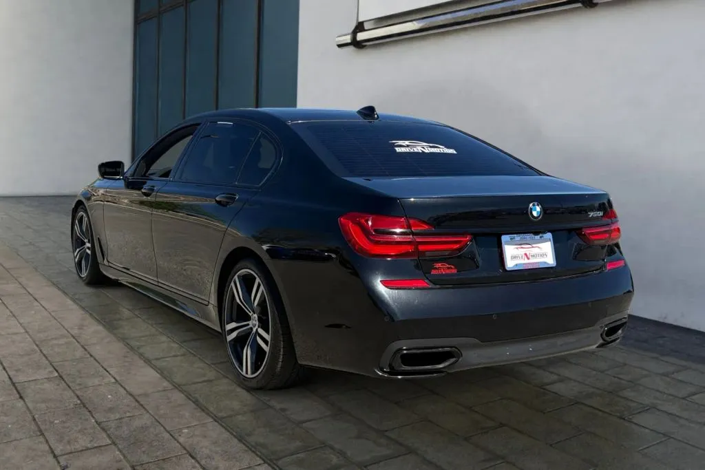 More photos of 2019 BMW 7 Series 750i Sedan 4D at Drive N-Motion Rio Rancho, NM