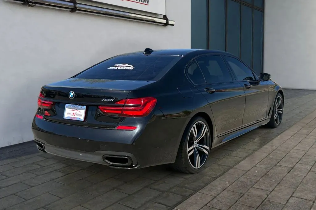 Another view of 2019 BMW 7 Series 750i Sedan 4D for sale in Rio Rancho, NM at Drive N-Motion Rio Rancho